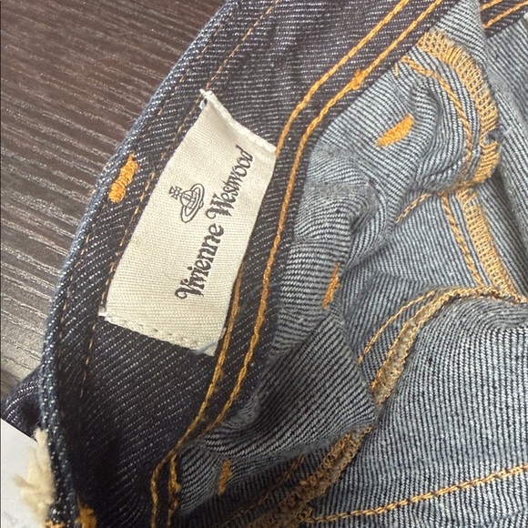 Vivienne Westwood denim skirt brand new with tag and authentication tag - Picture 4 of 4